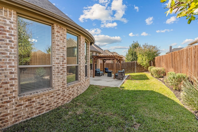 view of yard featuring a pergola and a patio