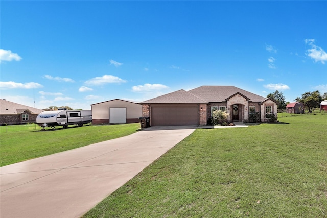 view of front of property with a front yard