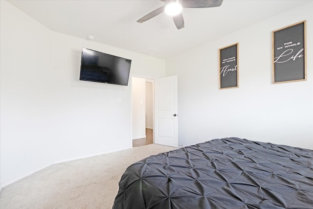 bedroom with carpet flooring and ceiling fan