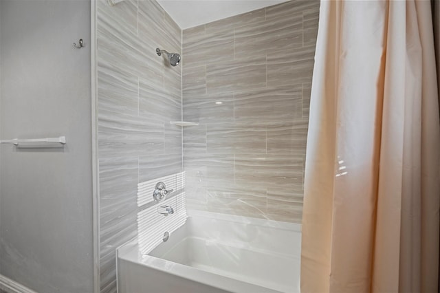 7101 Ellis Rd, Fort Worth, TX 76112 - full bath featuring shower / tub combo with curtain
