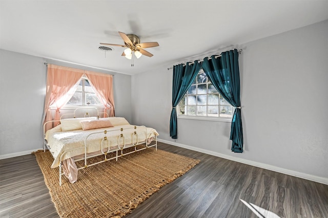 7101 Ellis Rd, Fort Worth, TX 76112 - bedroom featuring baseboards, ceiling fan, and wood finished floors