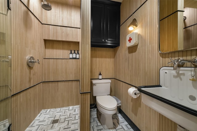 bathroom featuring toilet