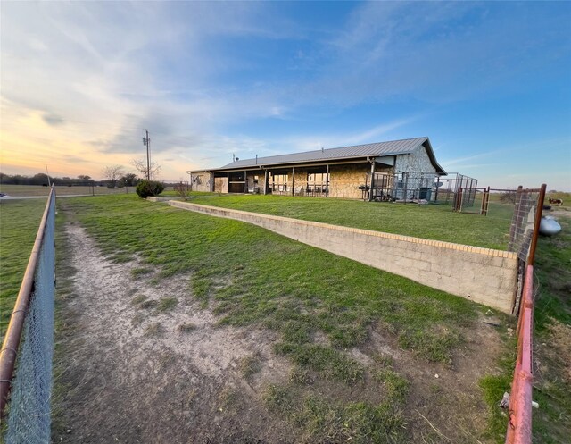 single story home featuring a garage