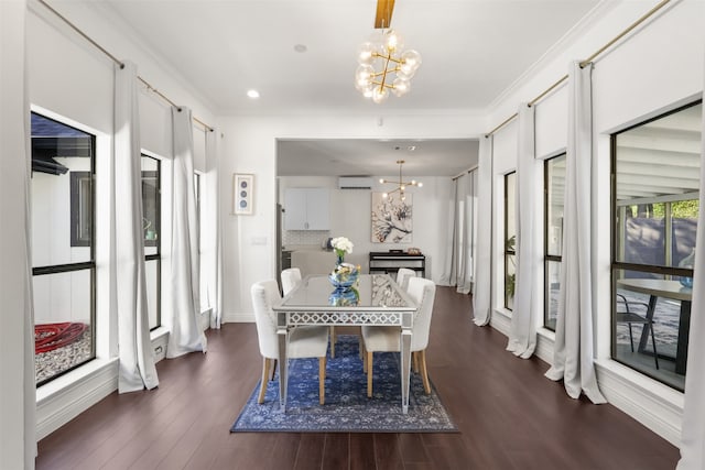 dining room with crown molding, a wall mounted AC, dark wood-type flooring, and a notable chandelier