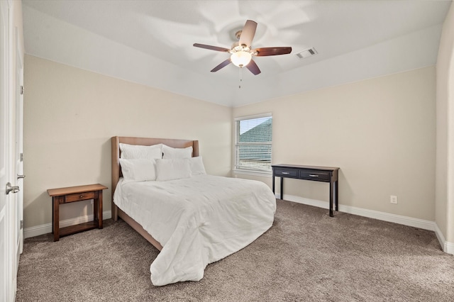 bedroom featuring carpet and ceiling fan