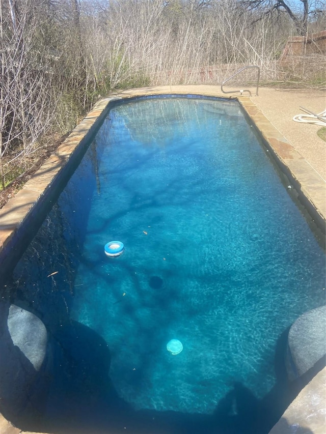 view of outdoor pool