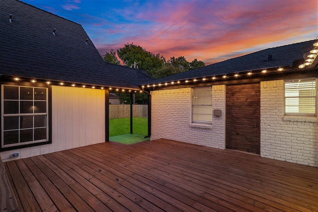 view of deck at dusk