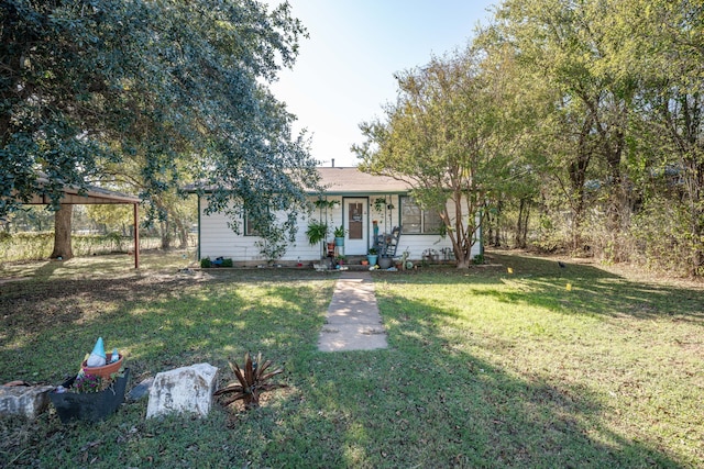 view of front of property with a front yard