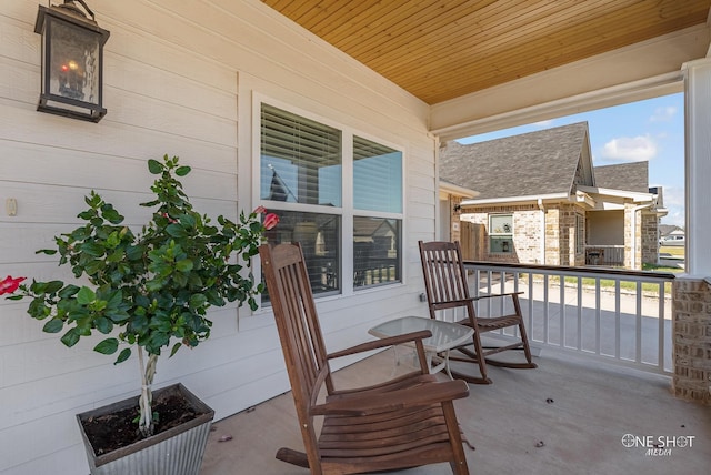 view of patio / terrace with covered porch