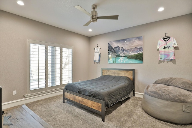 bedroom featuring ceiling fan