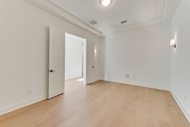 empty room featuring light hardwood / wood-style flooring