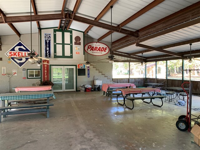 garage with ceiling fan