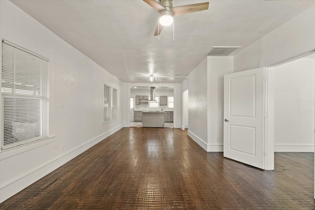 929 S Rosemont Ave, Dallas, TX 75208 - unfurnished living room with ceiling fan and baseboards