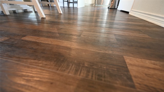 room details featuring hardwood / wood-style floors