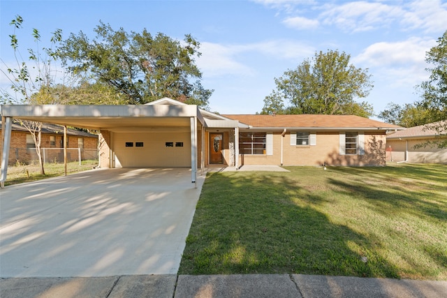 ranch-style home featuring a carport and a front lawn