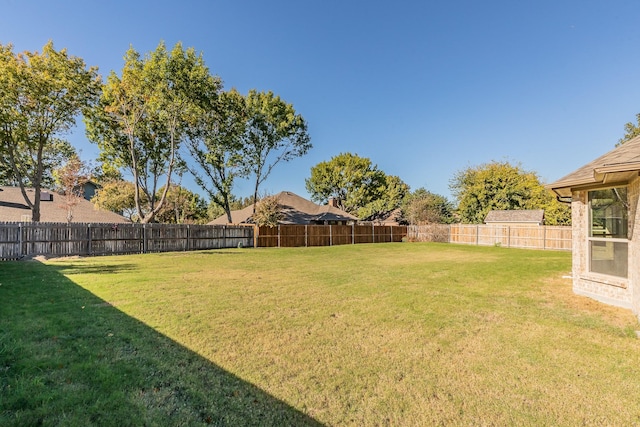 609 Keel Way, Azle, TX 76020 - view of fenced backyard