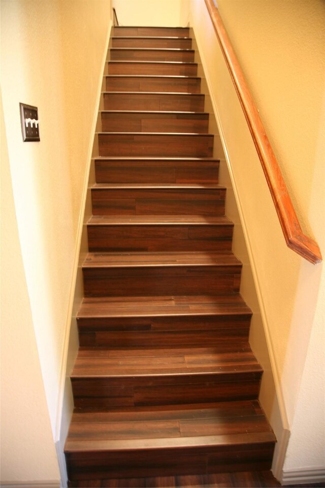 10133 Sanden, Mckinney, TX 75072 - view of staircase