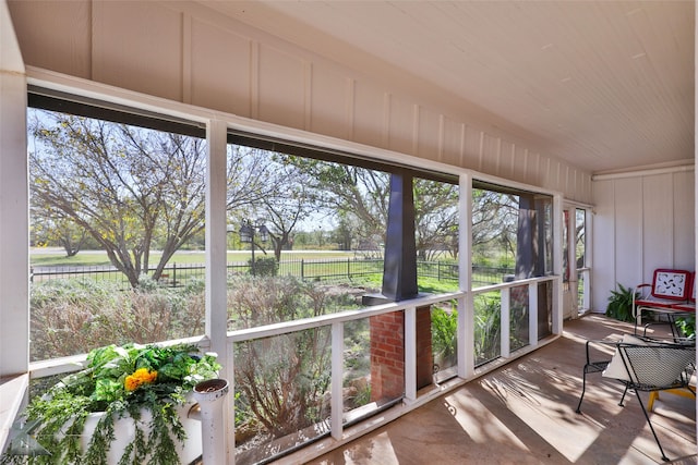 view of sunroom / solarium