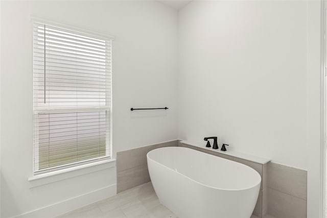 3100 Summer Rain Ln, Anna, TX 75409 - bathroom featuring a soaking tub