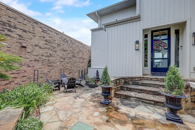 435 Columbia Dr, Rockwall, TX 75032 - entrance foyer featuring light wood-style floors, stairway, and recessed lighting