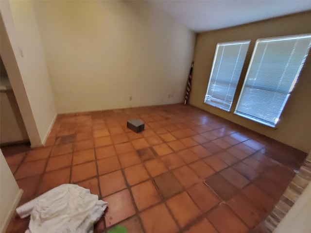 spare room featuring tile patterned floors