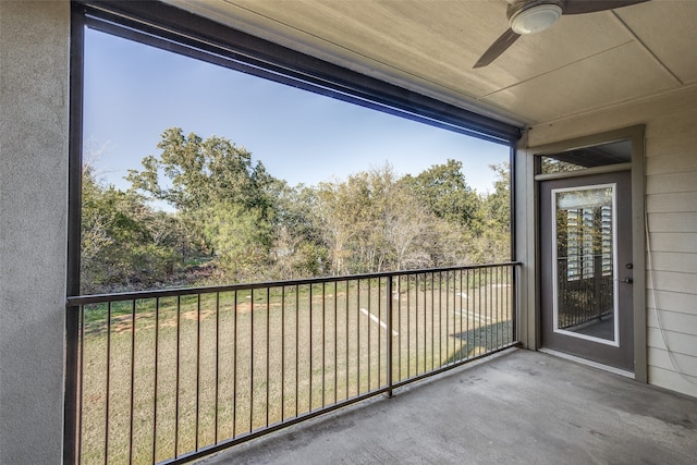 balcony with ceiling fan