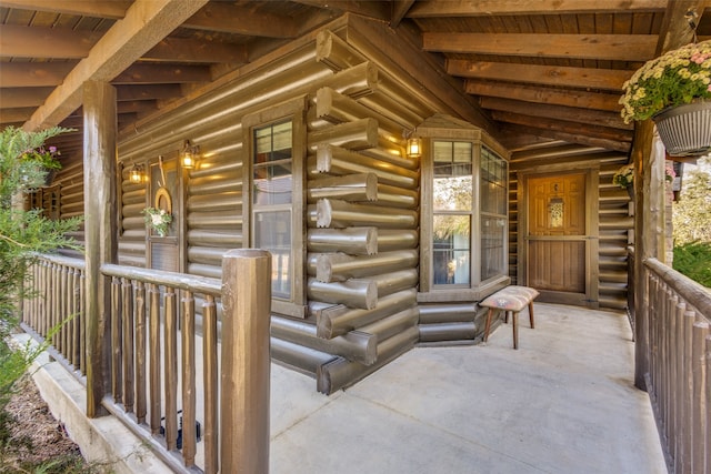 view of patio / terrace with covered porch