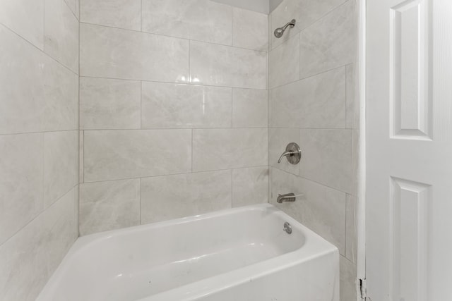 full bath with shower / bathing tub combination