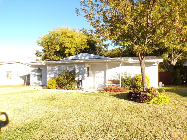 exterior space with a lawn