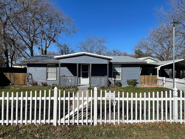 view of front of property