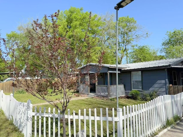 2925 Janet Dr, Wylie, TX 75098 - view of front of property with metal roof