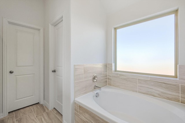 2511 Ridgecrest Ln, Sherman, TX 75092 - bathroom with a bath
