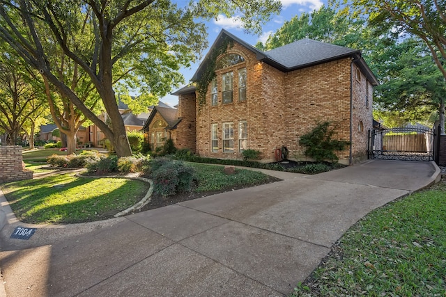 view of home's exterior