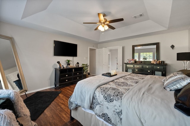 bathroom with ornamental molding, vanity, and a shower with shower door