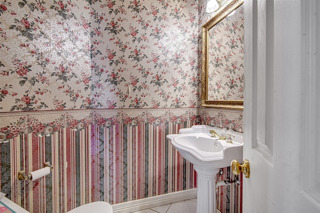 bathroom featuring tile patterned floors