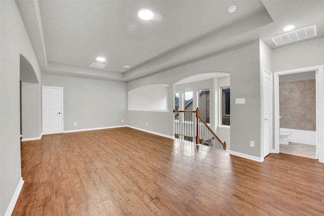 empty room featuring light hardwood / wood-style flooring