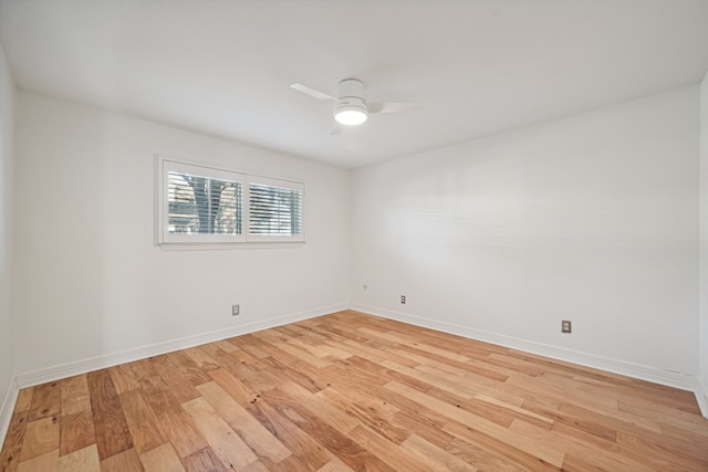 unfurnished room with light hardwood / wood-style floors and ceiling fan