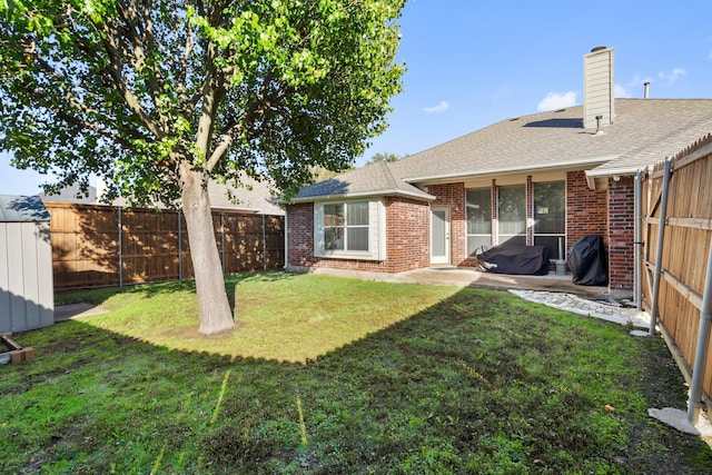 view of yard with a patio