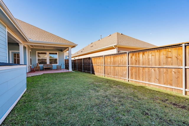 view of yard with a patio area