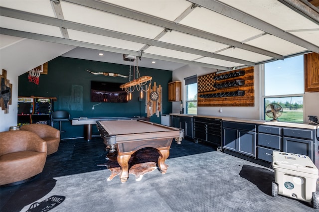 recreation room with indoor bar and pool table