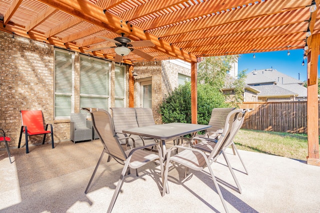 view of patio with a pergola and ceiling fan