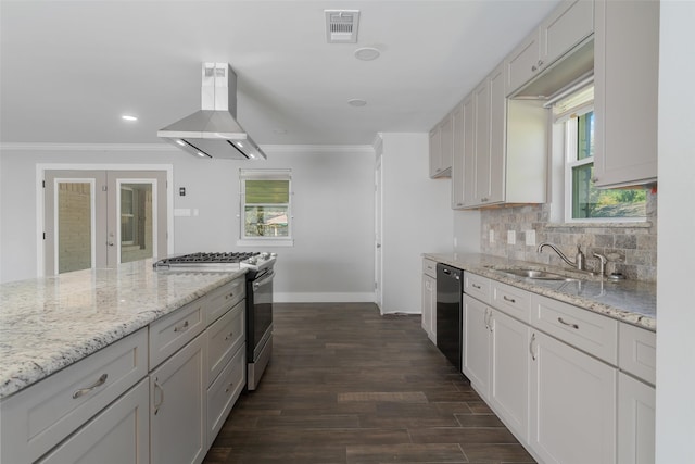 kitchen with stainless steel gas range oven, ornamental molding, dark wood-type flooring, exhaust hood, and dishwasher