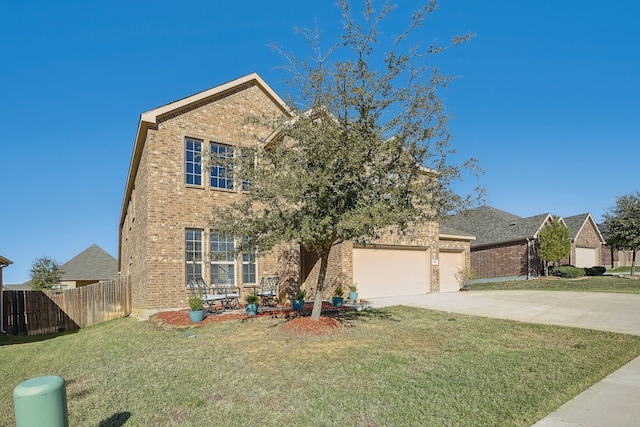 view of front facade featuring a front yard