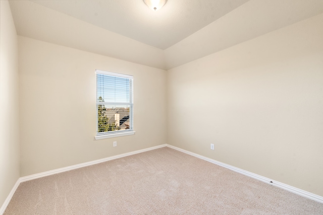 empty room featuring carpet floors