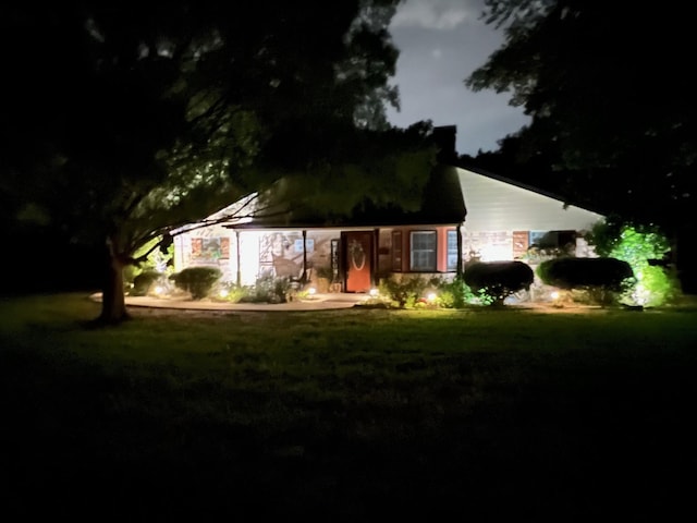 208 Cedar Ln, Burleson, TX 76028 - view of front of home featuring a yard