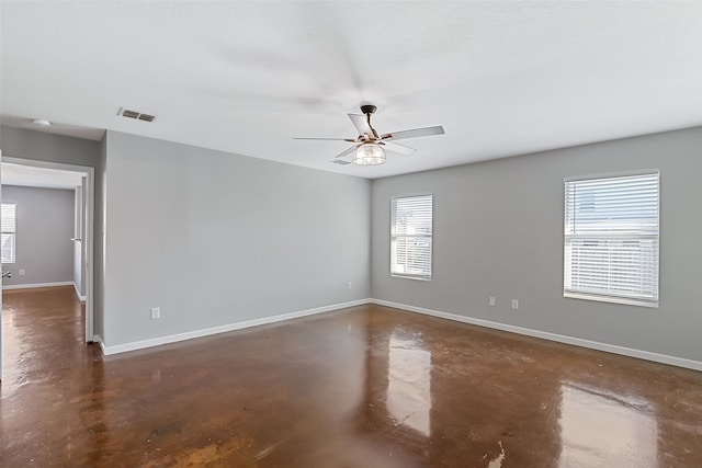 empty room featuring ceiling fan