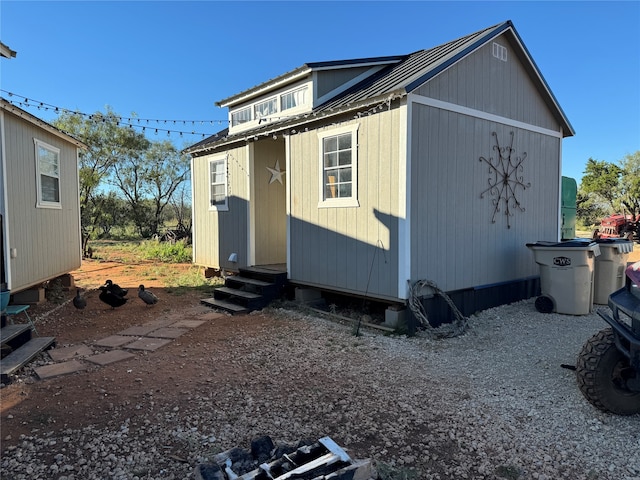 view of outbuilding