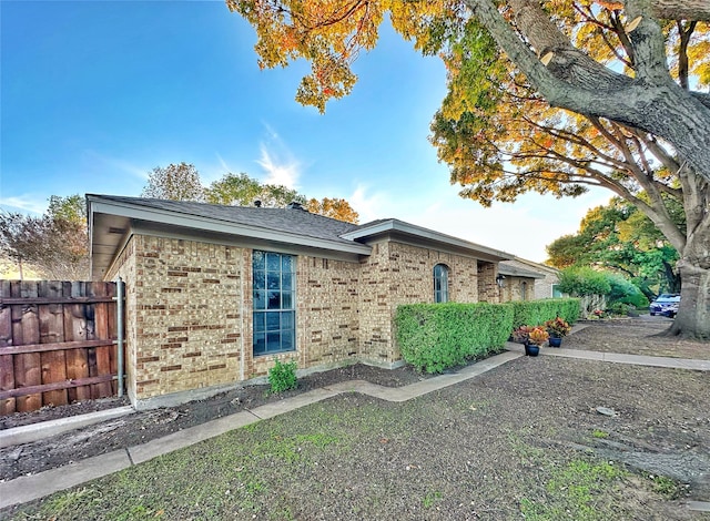 view of front of property