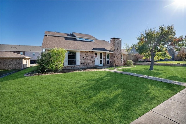 view of front of house with a front yard