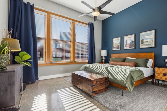 bedroom with ceiling fan